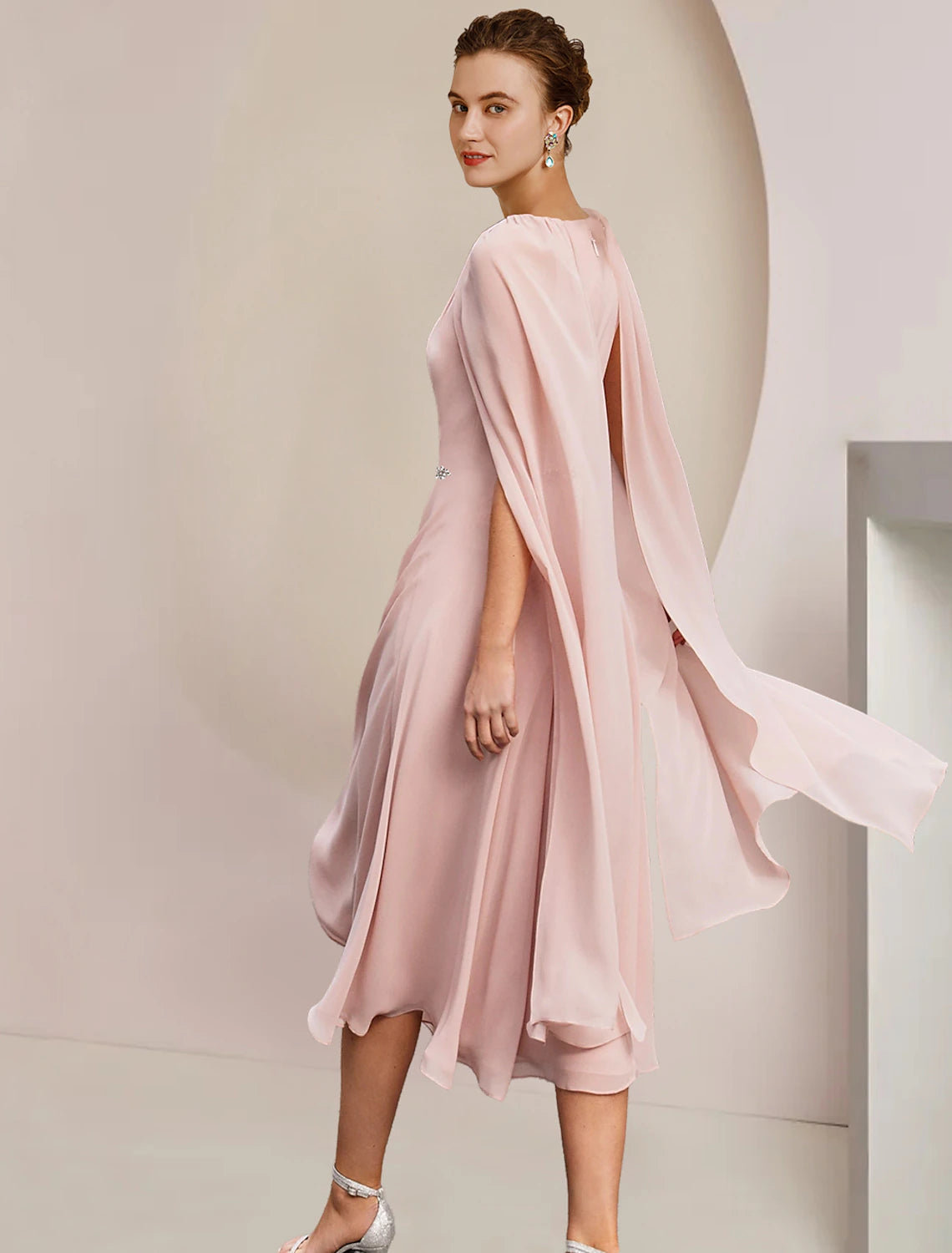 Wholesale  A-Line Mother of the Bride Dress Wedding Guest Party Elegant Scoop Neck Tea Length Chiffon Sleeveless with Pleats Crystal Brooch